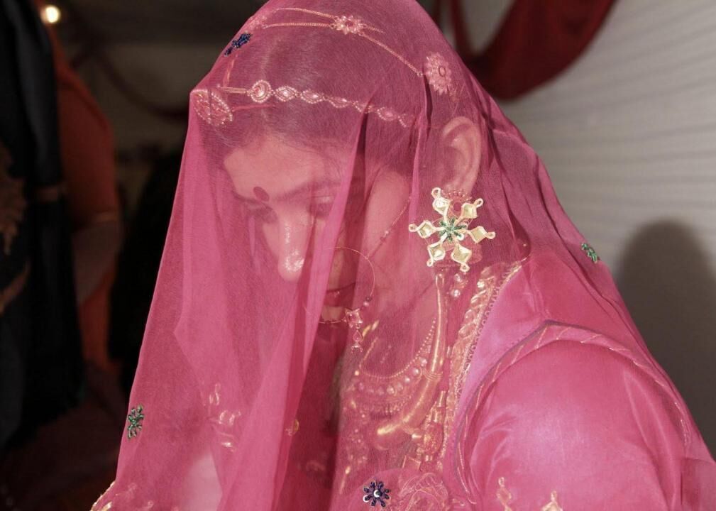 1961: India bans dowries